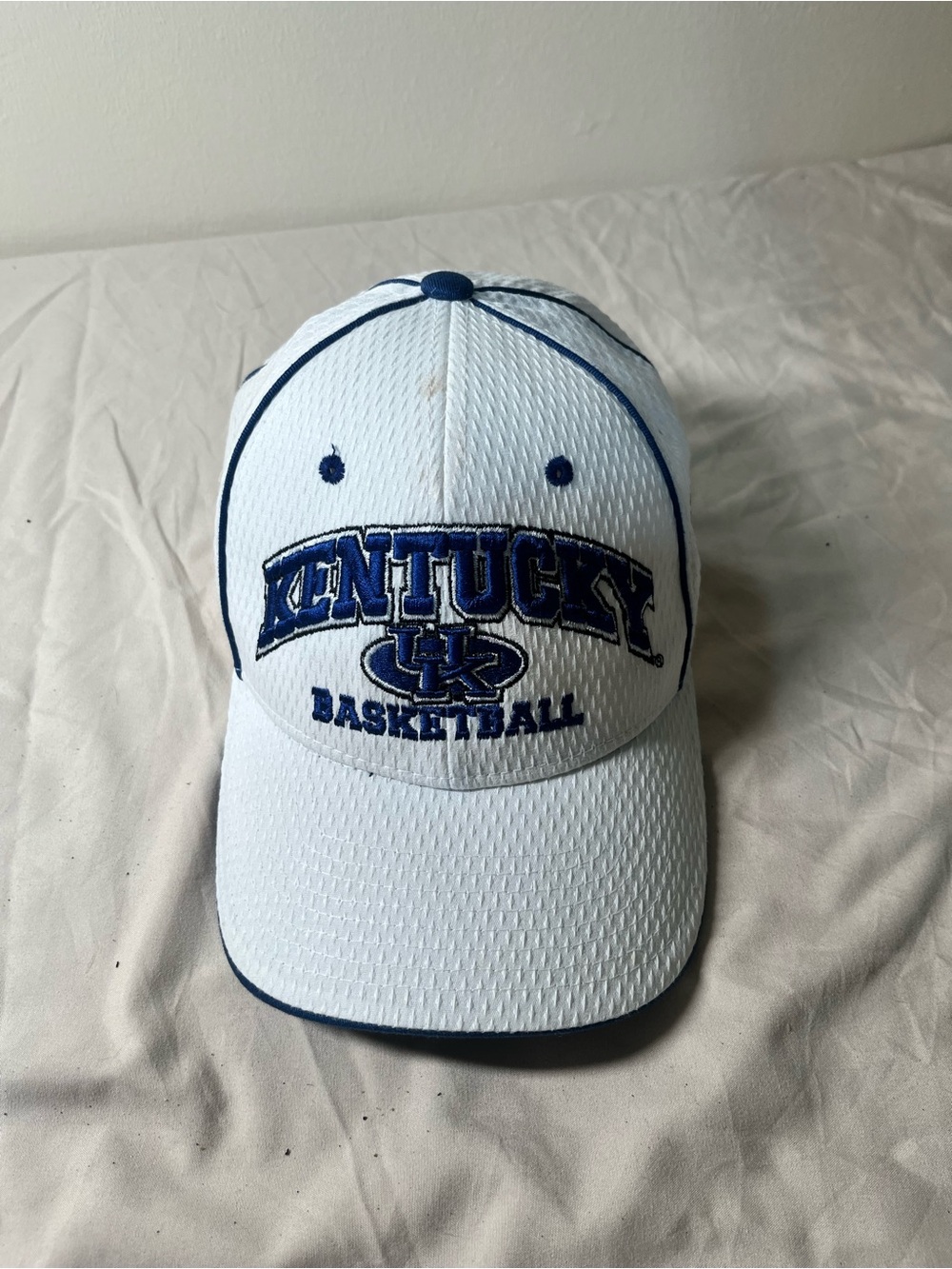 Kentucky Basketball White & Blue Embroidered Cap